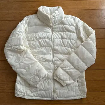 유니클로 화이트 퀼팅 다운 자켓 L