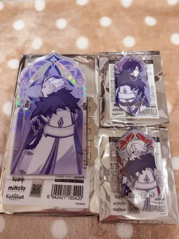 원신 서리꽃과 권염 시리즈 파듀이 배지 2개 아크릴 스탠드 1개 일괄