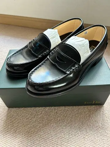 새상품 EASTBOY 로퍼 블랙