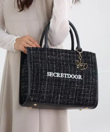 ALTROSE 2way 트위드 토트백 참 포함