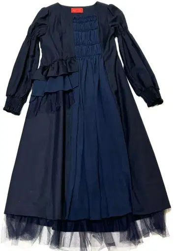 월요일까지 한정판 프릴 디자인의 멋진 원피스 새상품