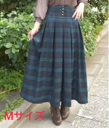 새상품 엑시즈팜 체크 무늬 하이웨스트 스커트 그린