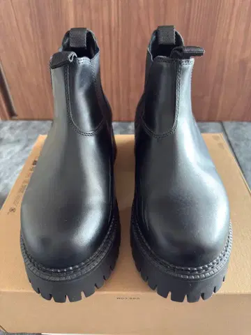 블랙 부츠 사이즈 26.5-27.0