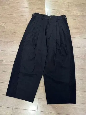 ziggy chen 25AW 팬츠 정가 19만 초과