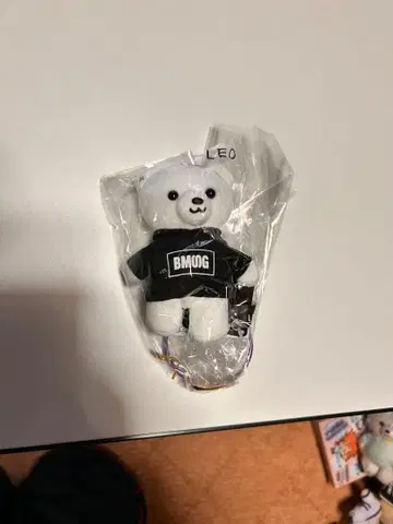 LEO 화이트 곰 봉제 인형 BMOG