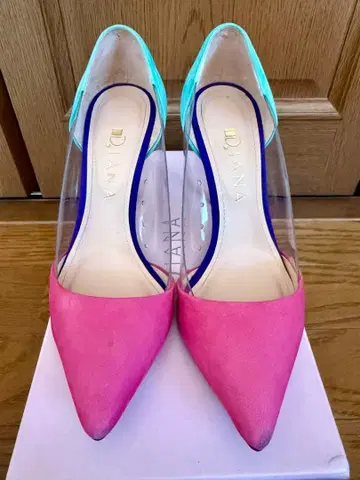 DIANA 다이애나 빨간색 에나멜 펌프스 23cm