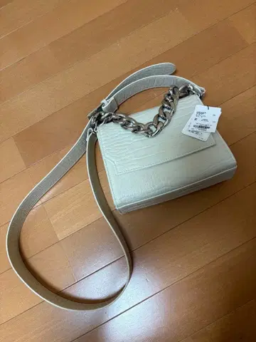 PAGEBOY 악어 엠보싱 숄더백