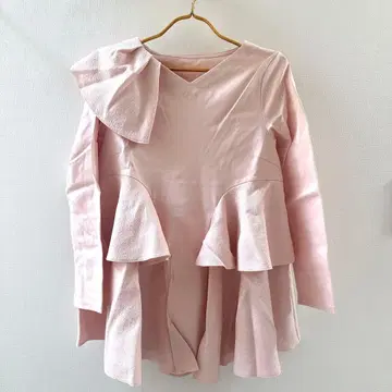 셀포드 CELFORD 프릴 블라우스 새상품