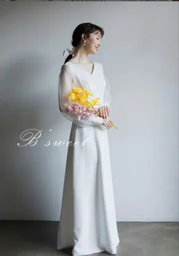 B'sweet 화이트 웨딩 드레스 V넥
