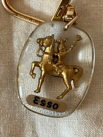 부르봉 키링 ESSO GIRL