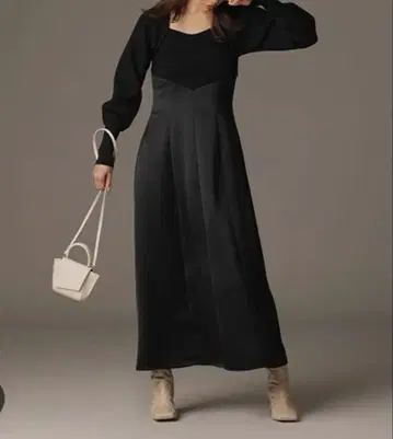 [ 미사용 택 포함 ] FRAY I.D 스퀘어 넥 콤비 원피스