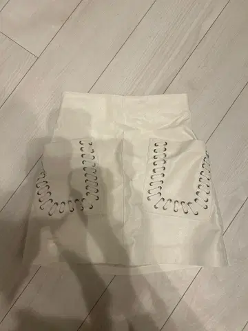 미사용 새상품 플레어 스커트 사이즈 32