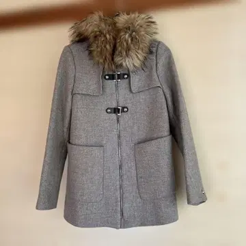 그레이 퍼(fur) 부착 더플 코트