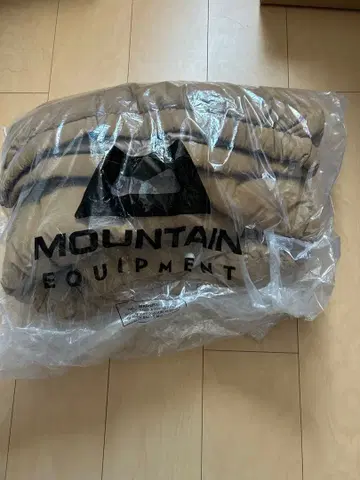 MOUNTAIN EQUIPMENT 다운 자켓 M 사이즈 베이지