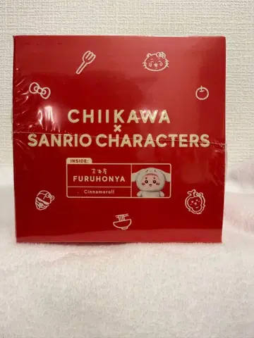 치이카와 x 산리오 캐릭터즈 Kiramekko 헌책방 x 시나몬 롤