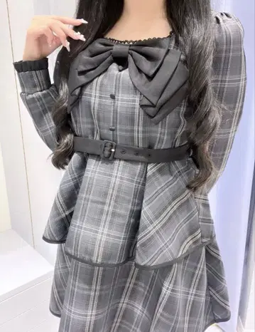 evelyn 빅 리본 티어드 미니 원피스