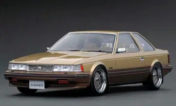 이그니션 모델 1/18 도요타 소아라 Z10