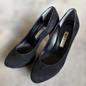 DIANA 블랙 스웨이드 하이힐 레드 밑창 22.5cm 미끄럼 방지