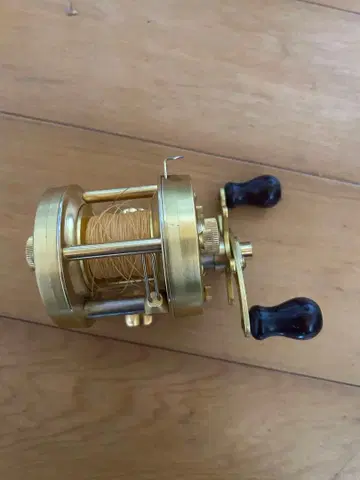 SHIMANO CALCUTTA CONQUEST 베이트 릴