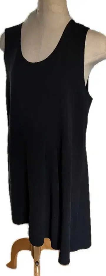 시선당 민소매 원피스