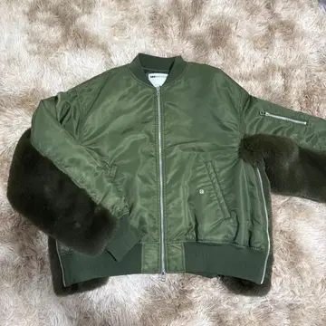 NBB 올리브 그린 퍼 자켓