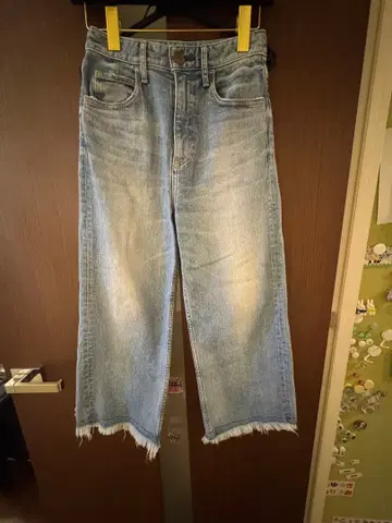 RED CARD 와이드 레그 데님 라이트 블루 사이즈 23