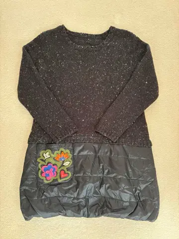 꽃무늬 자수 니트 다운 긴팔 상의