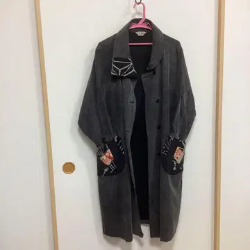 그레이 롱 코트 일본풍 패턴 포켓 부착