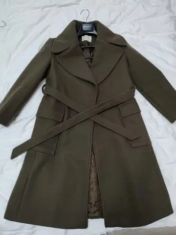올리브 그린 롱 코트 벨트 포함