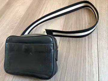 BALLY 블랙 가죽 숄더백