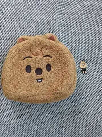 skzoo 한 쿼카 페이스 파우치 키 참 세트