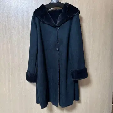 PREFERIR 후드 부착 페이크 무스탕 코트