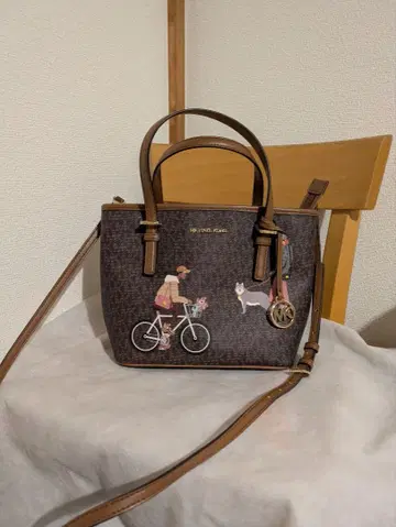 MICHAELKORS 프린트 숄더백