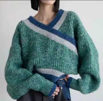 vacancy 멀티웨이 배색 라인 숏 니트 블루 그린