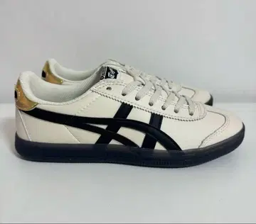 오니츠카타이거 미사용 새상품 24.0cm