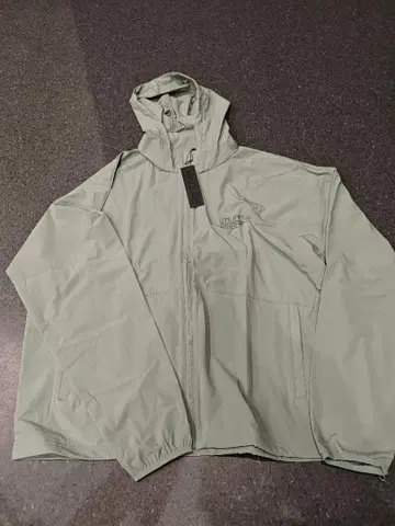 VALENTIN YESTERDAY 후드 부착 나일론 자켓 XXL