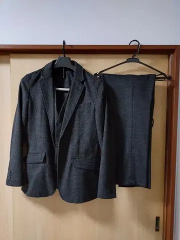 GU 그레이 체크 무늬 비즈니스 정장 3세트