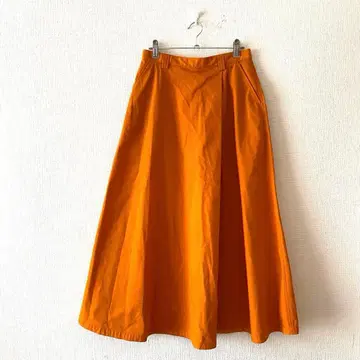 [그린 라벨 릴랙싱] 플레어 스커트 면 혼방 턱 있음 38