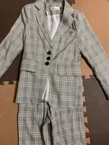 체크 무늬 자켓 & 팬츠 셋업