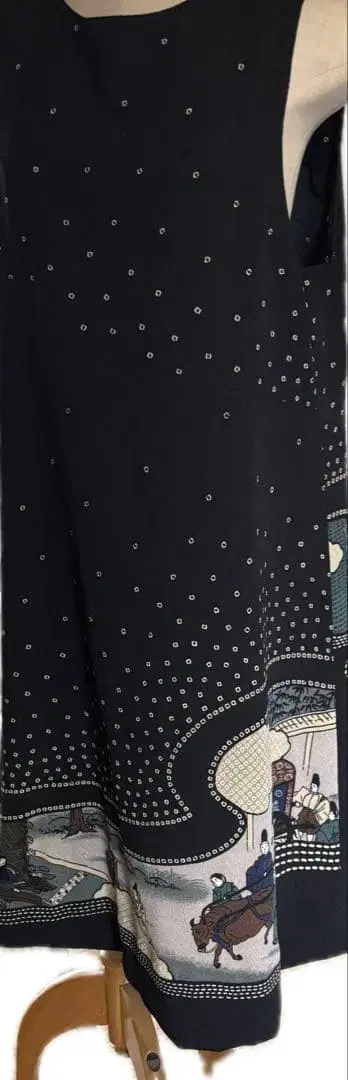 시선당 민소매 원피스 클래식 패턴 새상품급