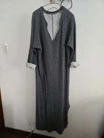 그레이 V넥 티셔츠 롱 원피스