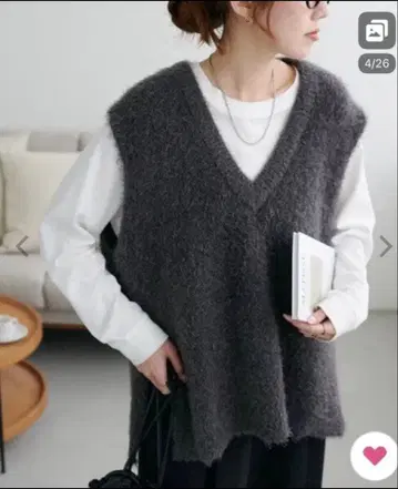 DISCOAT 페더얀 튜닉 니트 베스트 슬릿 있음