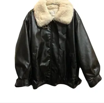 블랙 레더 자켓 인조 모피 옷깃