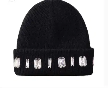 SICKO MONSTER / LOUIS CROWN BEANIE