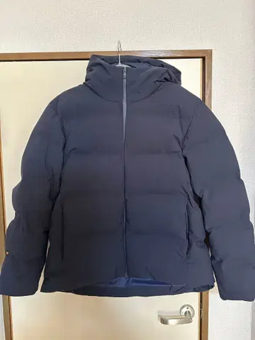 UNIQLO 후드 부착 심리스 다운 자켓 XL 사이즈