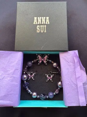 ANNA SUI 나비 모티브 팔찌 귀걸이 세트 새상품급