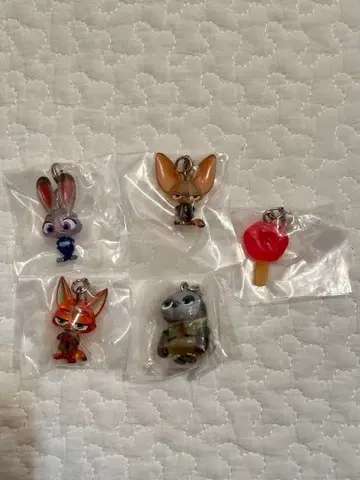 미개봉 새상품 *. 주토피아 메지루시 액세서리 5개 세트