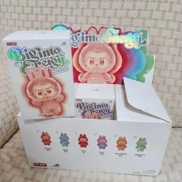 [정품 미개봉] LABUBU 라부부 러브러브 봉제 인형 1상자