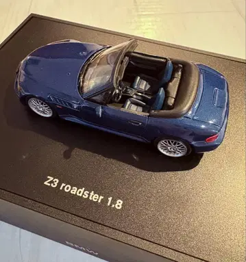 BMW Z3 로드스터 1.8 미니카