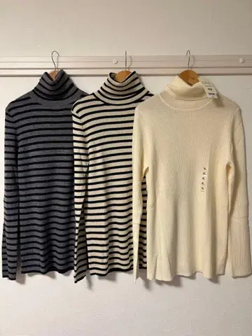 [ 미사용 ] 유니클로 메리노 리브 터틀넥 스웨터 3벌 세트
